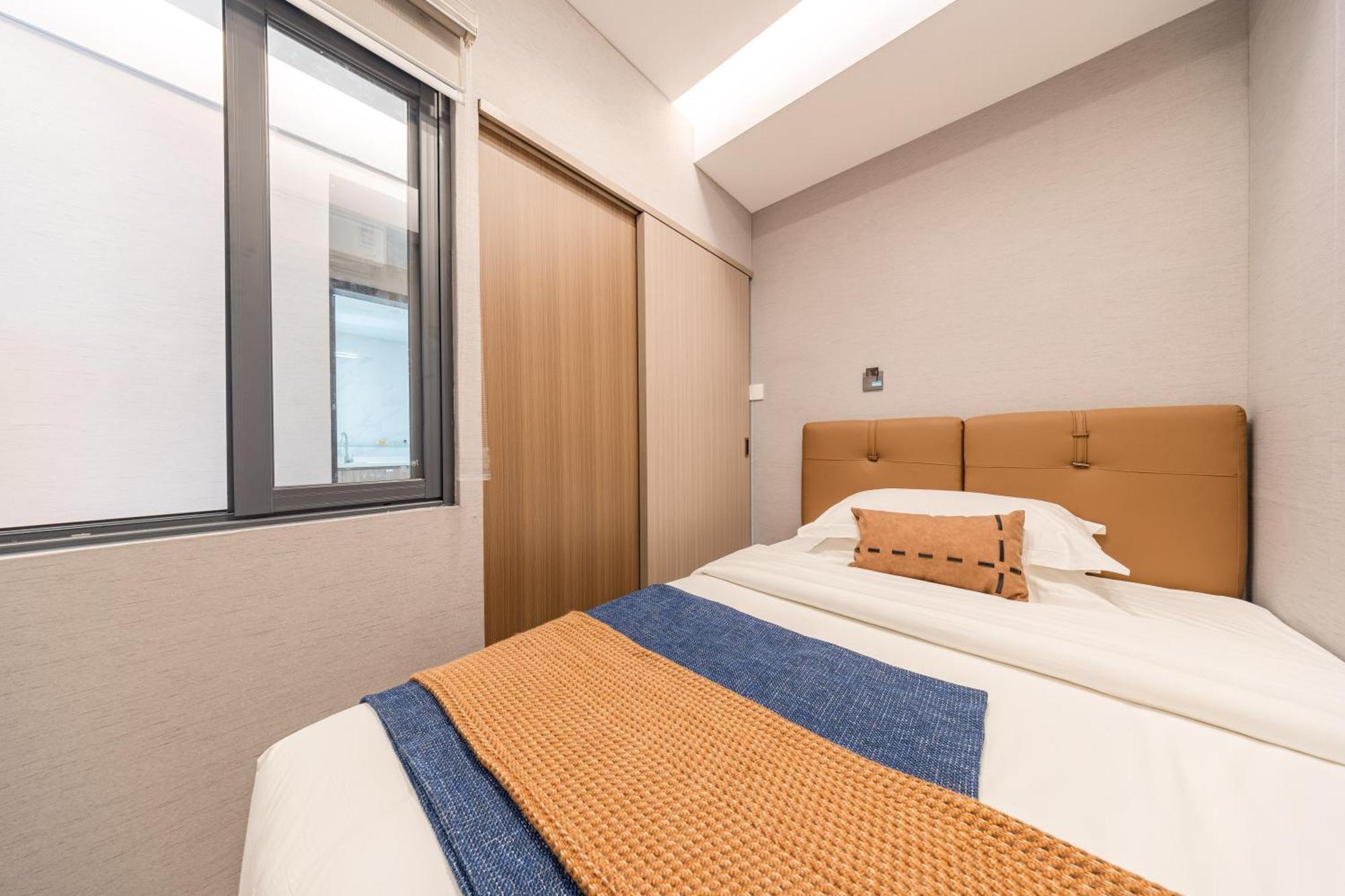 Aparthotel Boruisi Video And Audio Light House - Shenzhen Convention And Exhibition Center Gangxia Metro Station Exterior foto