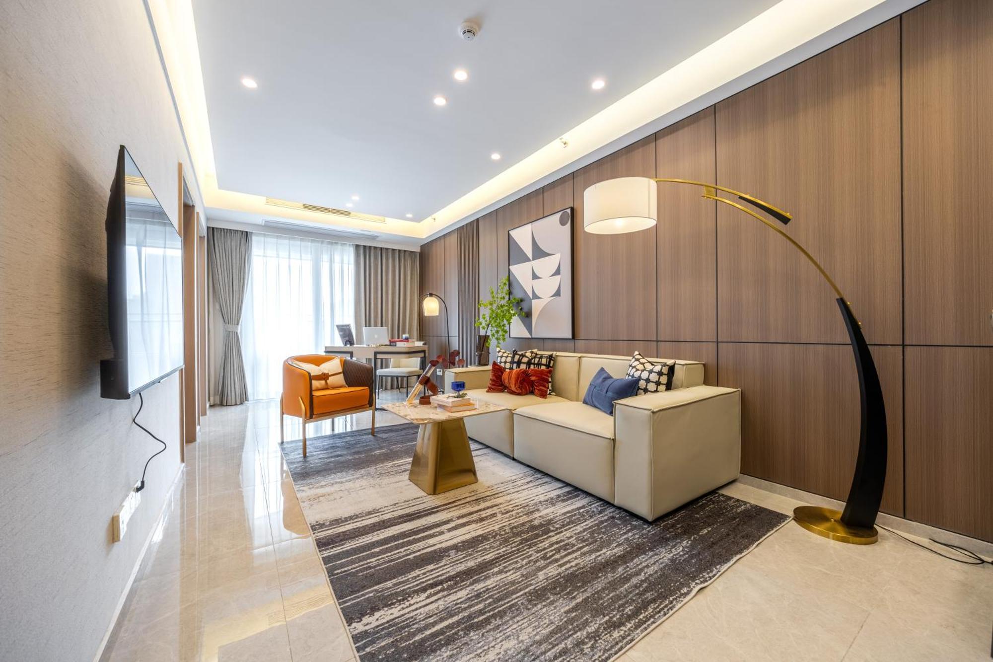 Aparthotel Boruisi Video And Audio Light House - Shenzhen Convention And Exhibition Center Gangxia Metro Station Exterior foto